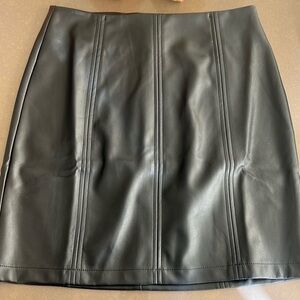 MANGOPOP Mini Skirt